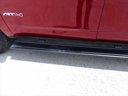 2024 GMC Yukon AT4 4X4 4dr SUV