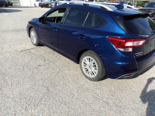 Blue 2018 Subaru Impreza 2.0i Premium