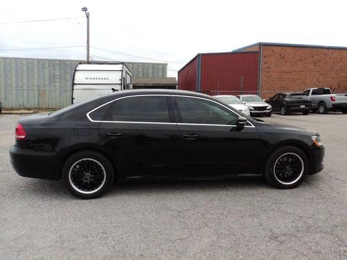 2012 Volkswagen Passat 2.5 SE