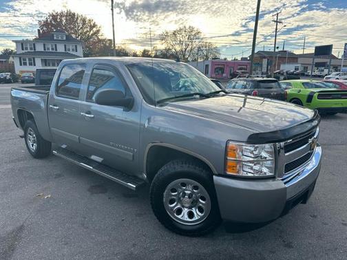 2007 Chevrolet Silverado 1500 LS Crew Cab