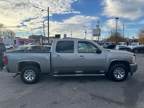 2007 Chevrolet Silverado 1500 LS Crew Cab