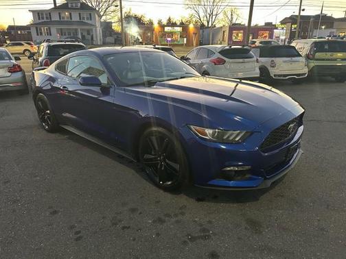 2015 Ford Mustang EcoBoost Premium