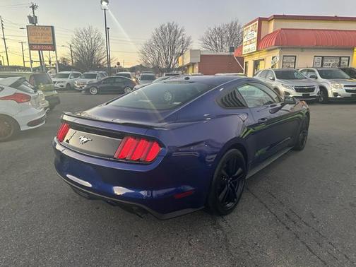 2015 Ford Mustang EcoBoost Premium