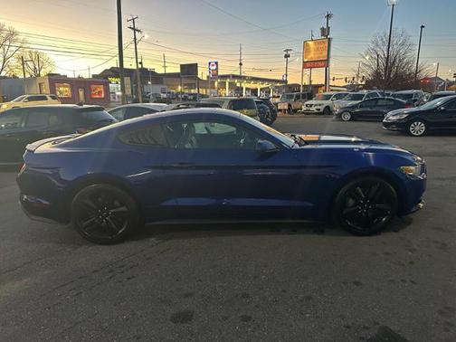 2015 Ford Mustang EcoBoost Premium