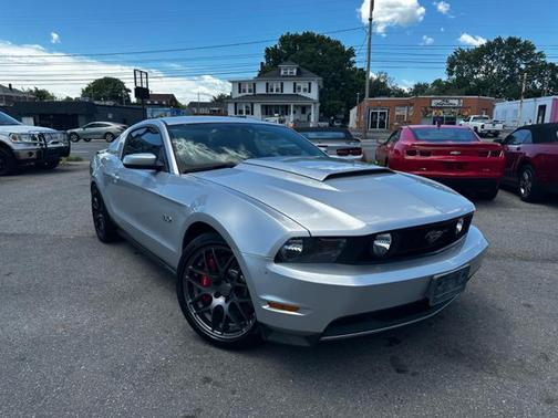 2011 Ford Mustang GT Premium