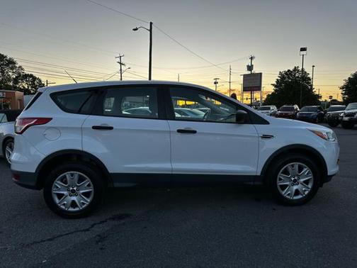 2013 Ford Escape S