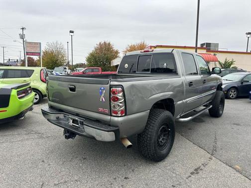 2006 GMC Sierra 1500 SLT Crew Cab
