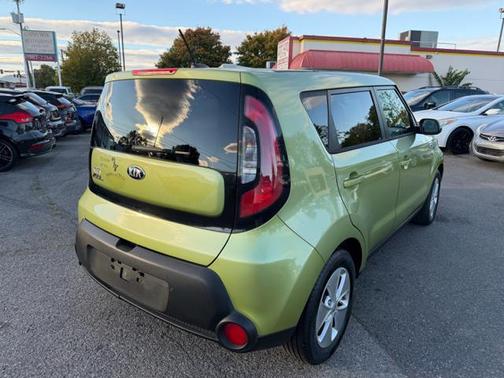 2016 Kia Soul Base