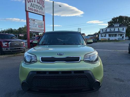 2016 Kia Soul Base
