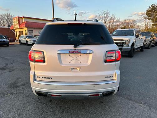2016 GMC Acadia Denali
