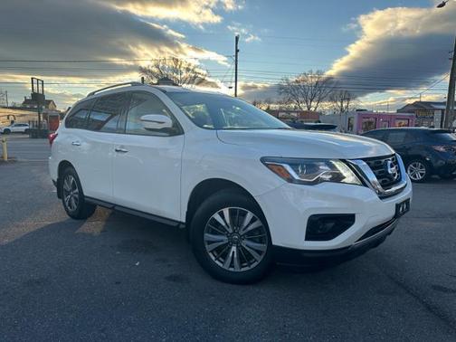 2017 Nissan Pathfinder S