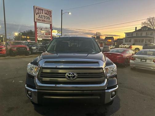 2015 Toyota Tundra SR5