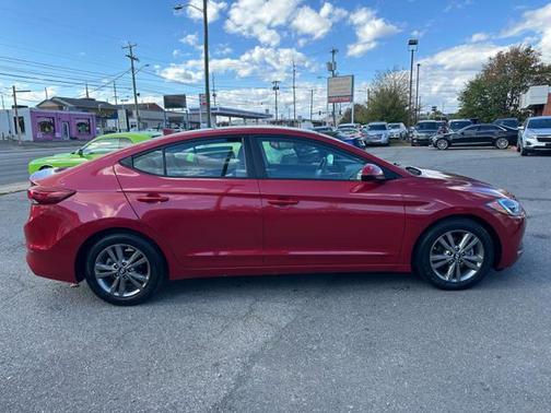 2018 Hyundai ELANTRA Limited