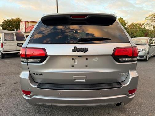 2017 Jeep Grand Cherokee Altitude