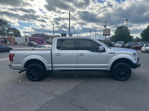 Ingot Silver Metallic 2017 Ford F-150 Lariat