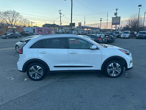 2022 Kia Niro EV EX Premium