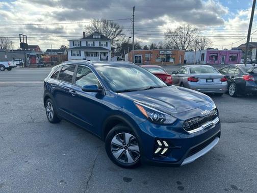 2022 Kia Niro LX