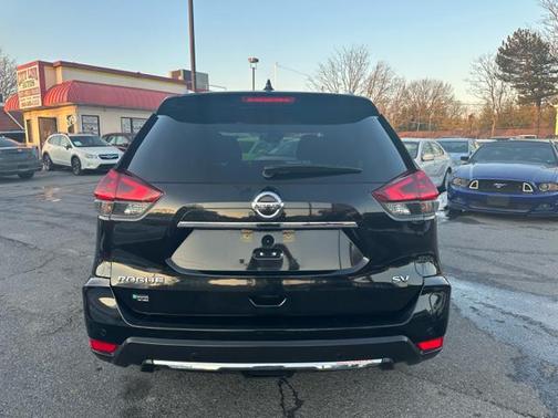 2020 Nissan Rogue SV