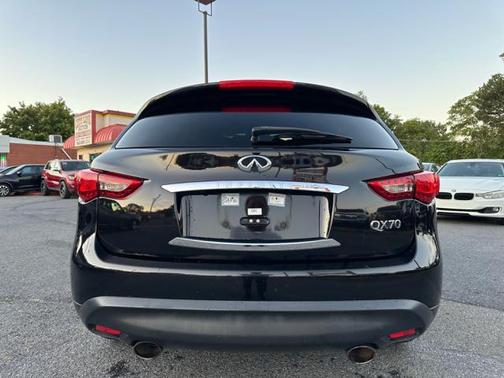 2017 INFINITI QX70 Base
