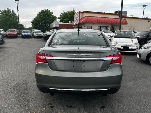 2013 Chrysler 200 Limited