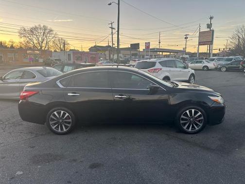 2017 Nissan Altima 2.5 SV