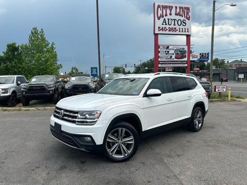 Pure White 2018 Volkswagen Atlas 3.6L SE w/Technology