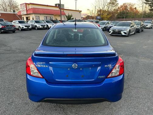2016 Nissan Versa 1.6 SV