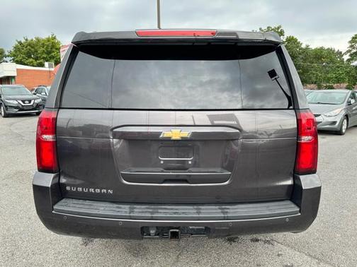 2017 Chevrolet Suburban LS
