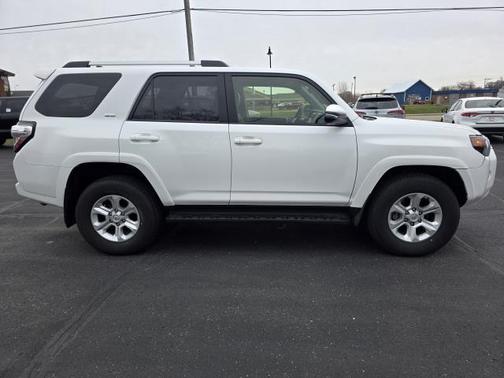 2024 Toyota 4Runner SR5 Premium