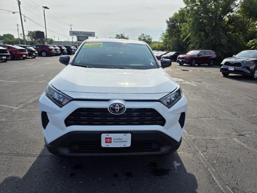 2022 Toyota RAV4 LE