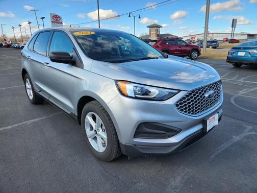 2024 Ford Edge SE