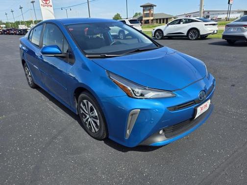 2022 Toyota Prius XLE