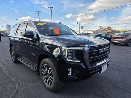 2024 GMC Yukon 4WD AT4