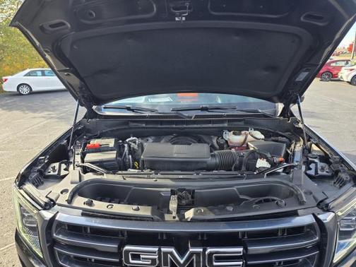 2024 GMC Yukon 4WD AT4
