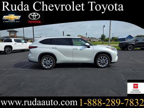 Wind Chill Pearl 2023 Toyota Highlander Hybrid Limited