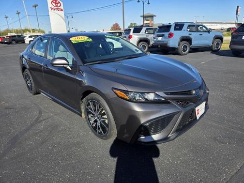 2021 Toyota Camry SE