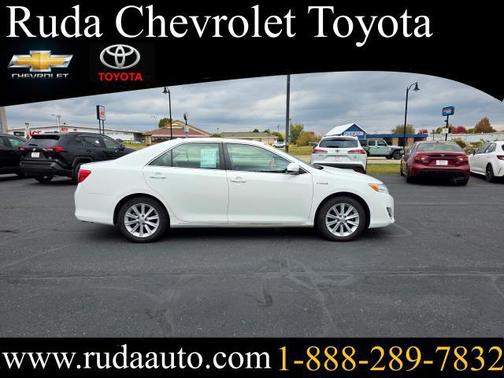 2013 Toyota Camry Hybrid 