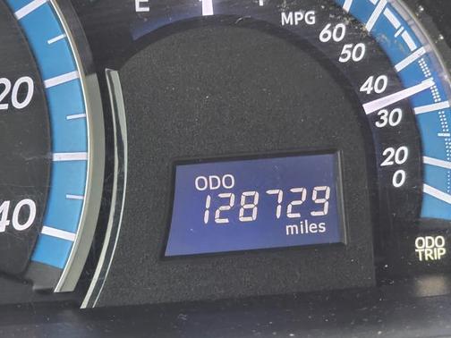 2013 Toyota Camry Hybrid 