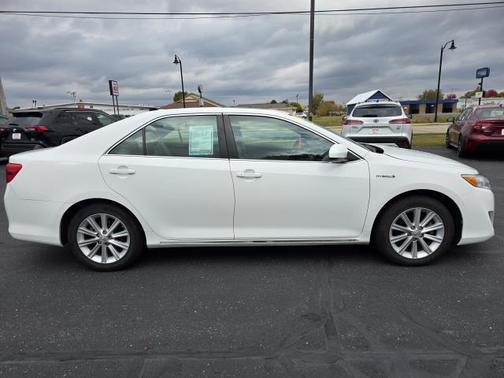 2013 Toyota Camry Hybrid 