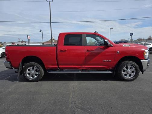 2021 RAM 2500 Big Horn Crew Cab 4x4 6'4' Box