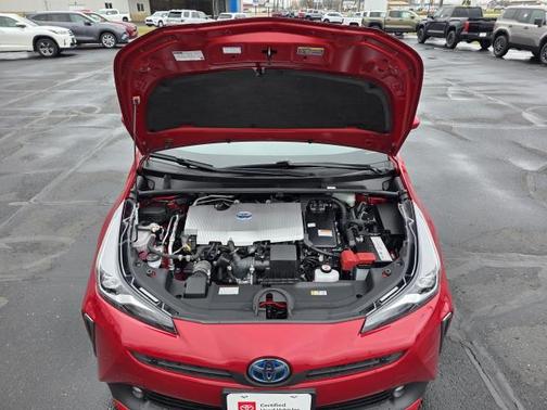 2022 Toyota Prius XLE