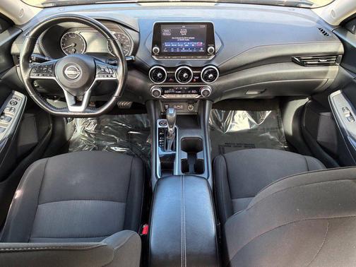 Super Black 2024 Nissan Sentra SV