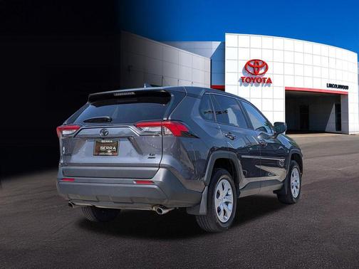 Magnetic Gray Metallic 2025 Toyota RAV4 LE