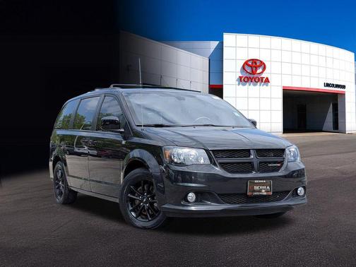 Black Onyx Crystal Pearlcoat 2019 Dodge Grand Caravan SE