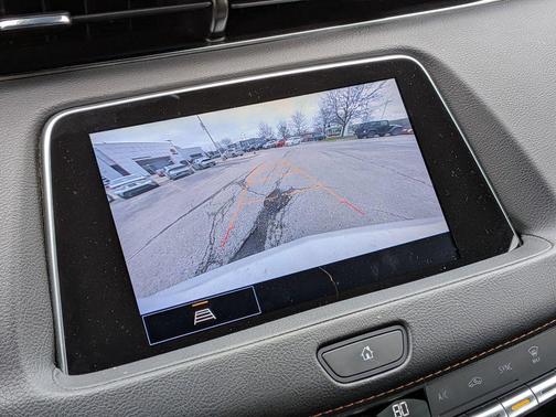 Crystal White Tricoat 2023 Cadillac XT4 Sport