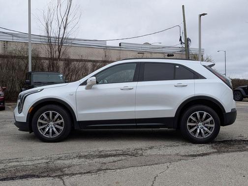 Crystal White Tricoat 2023 Cadillac XT4 Sport