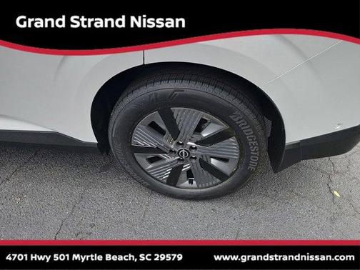 2025 Nissan Murano SL