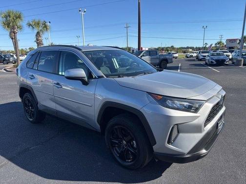 2022 Toyota RAV4 Hybrid LE