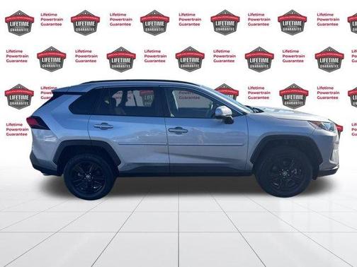 2022 Toyota RAV4 Hybrid LE