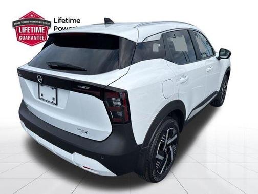 Fresh Powder 2026 Nissan Kicks SV